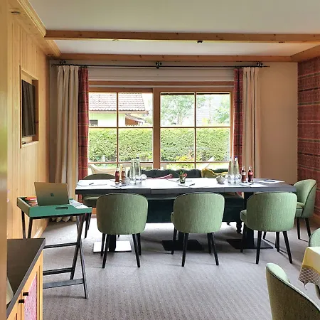 Hotel Am Stein 4*