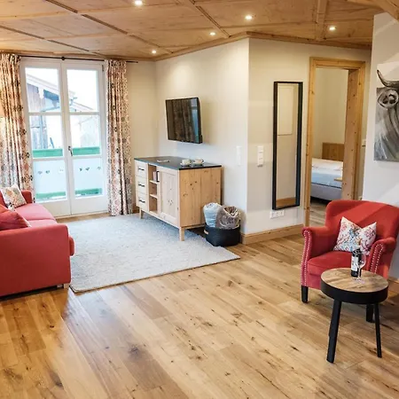 Am Stein Guest house 4*